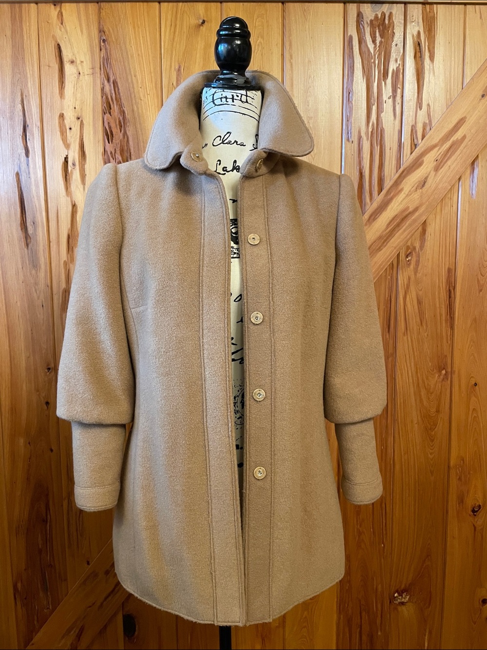 Tuleh 3/4 sleeve Classic Women's wool Camel Button-Front Coat